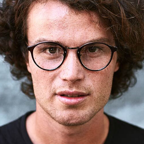 Briļļu tīrīšana - skrāpējumu noņemšana