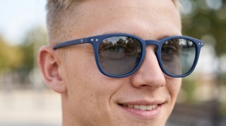 Izipizi Sun #E Navy Blue Ģenerēts attēls