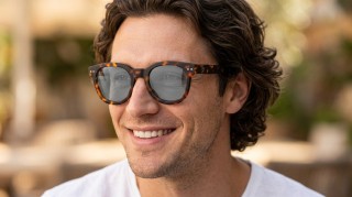 Izipizi Sun #N Tortoise Сгенерированное изображение