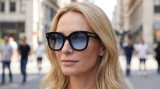 Tom Ford Beatrix-02 FT0613 01W 52 Ģenerēts attēls