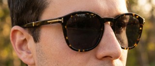 Tom Ford Jayson FT1020 52A 52 Ģenerēts attēls